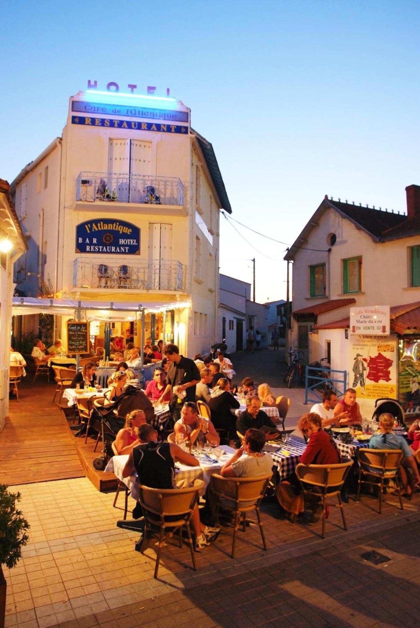 Hotel De L'Atlantique La Tranche-sur-Mer Kültér fotó