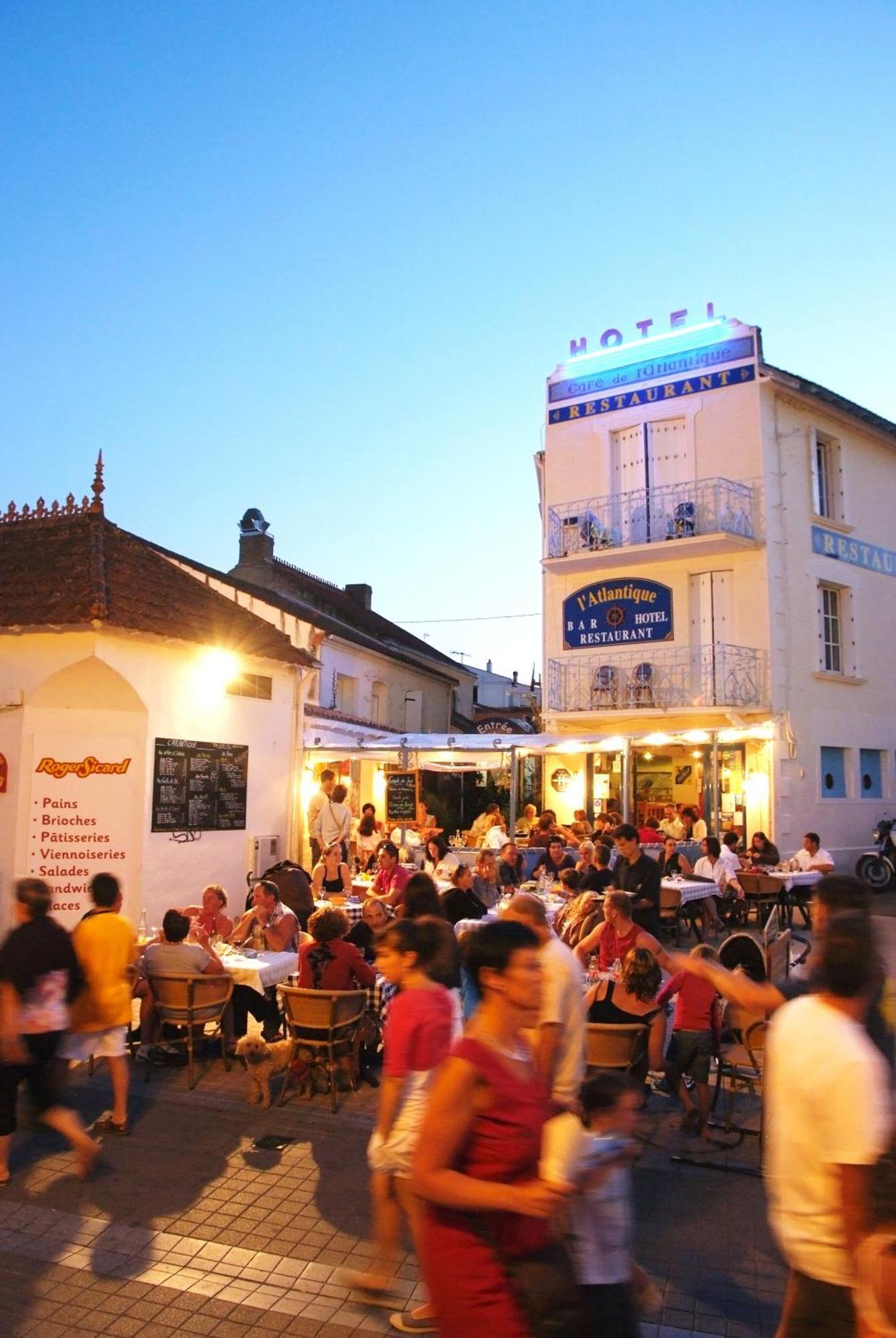 Hotel De L'Atlantique La Tranche-sur-Mer Kültér fotó