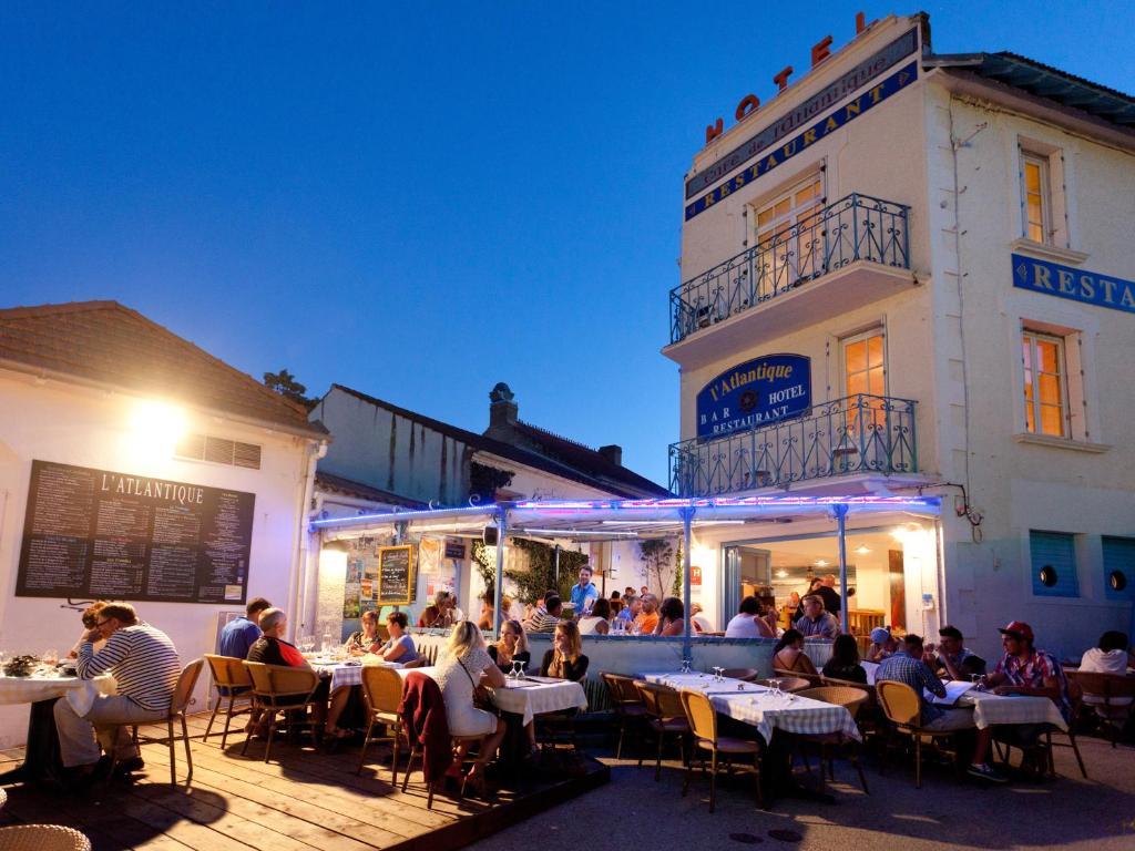 Hotel De L'Atlantique La Tranche-sur-Mer Kültér fotó