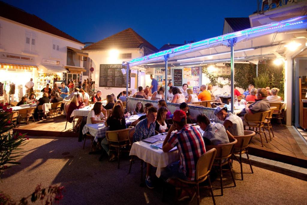 Hotel De L'Atlantique La Tranche-sur-Mer Kültér fotó